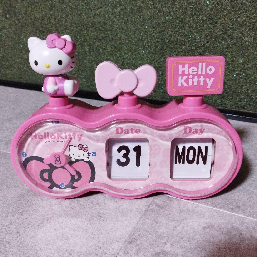 【美品】ハローキティ　ぱたぱたクロック