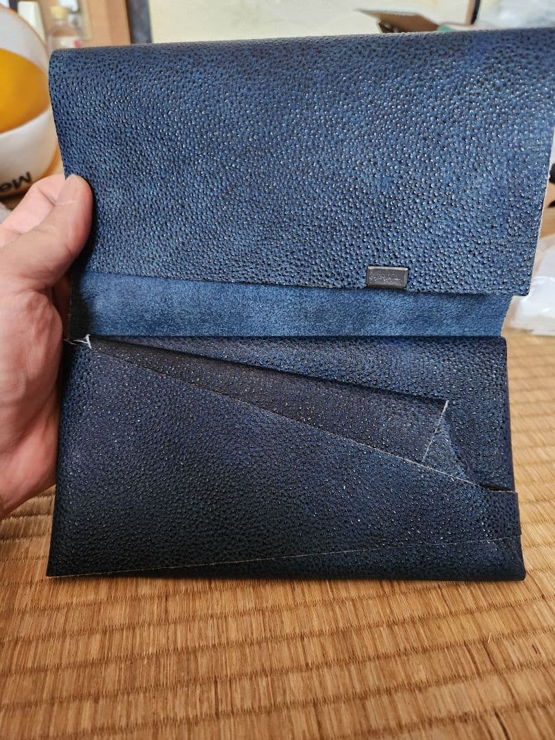 ほぼ新品　所作　姫路黒桟革　ロングウォレット 　藍染　財布