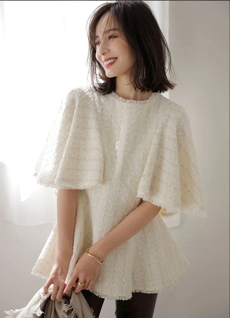 【未使用】anuans ケープデザインツイードペプラムブラウス