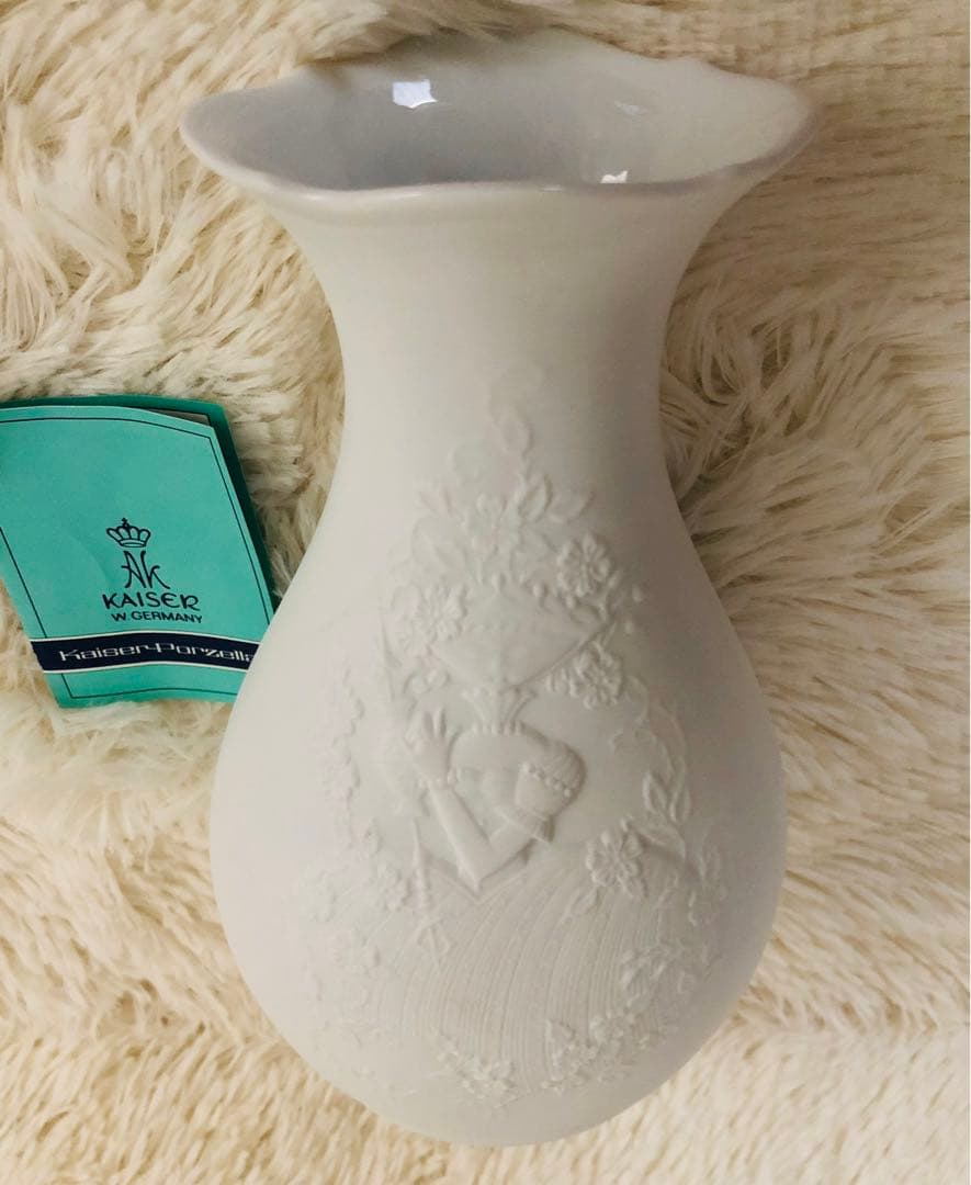 カイザー花瓶 高い芸術性 西ドイツ製Ak kaiserヴィンテージ陶器の白い花瓶