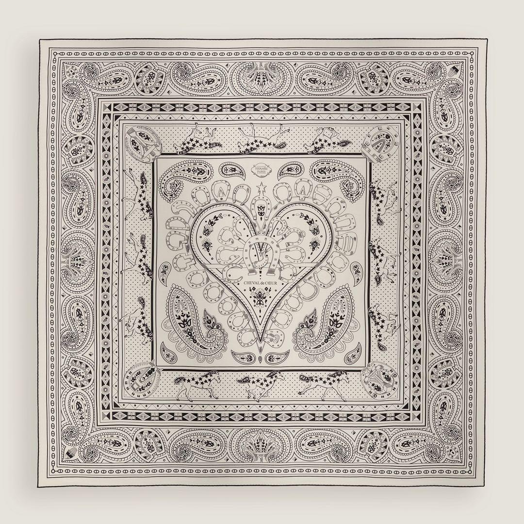 ⭐︎新品未使用⭐︎ エルメス　カレジェアン　シュヴァル・ドゥ・クール　140 白黒