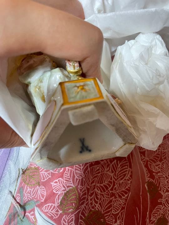 【最終値下です】マイセン　（古マイセン？） ハートを包む天使