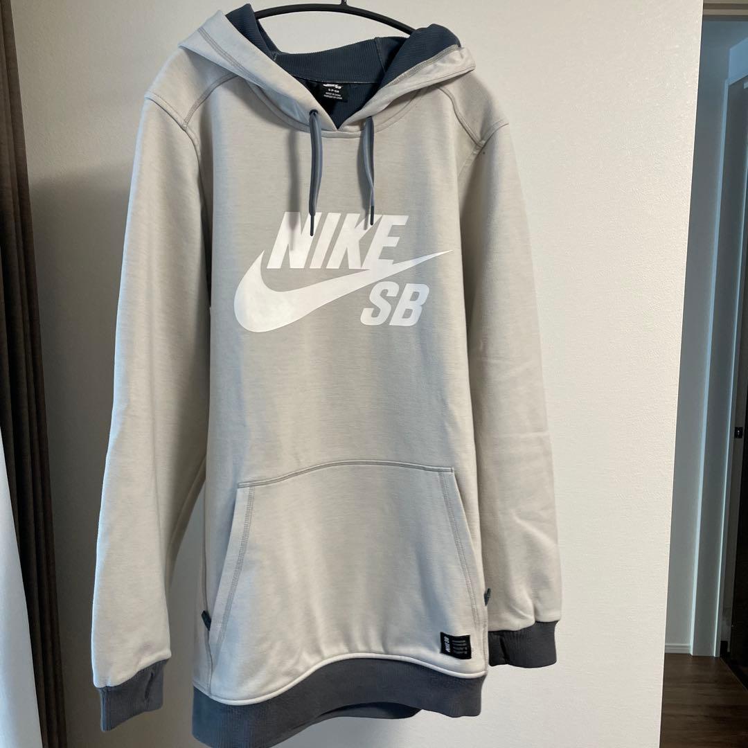 NIKE SB スノーボード　パーカー　撥水加工