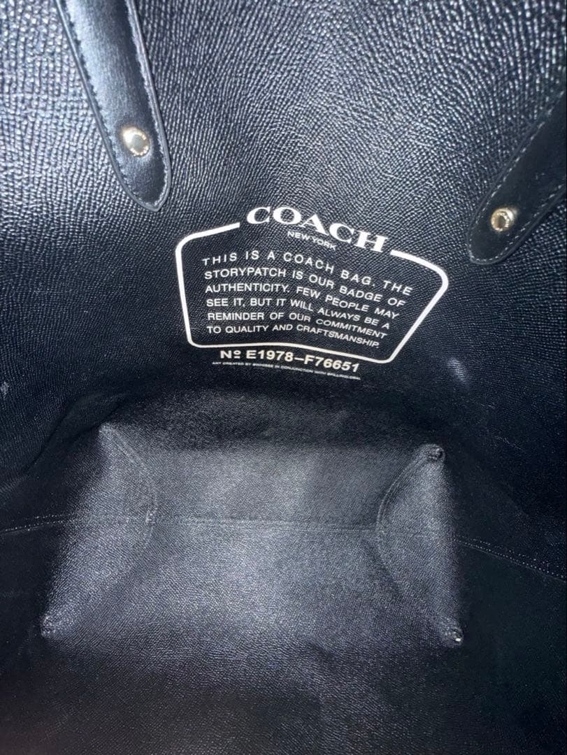 ほぼ新品，COACH コーチ シグネチャー トートバッグ ストーリーパッチ