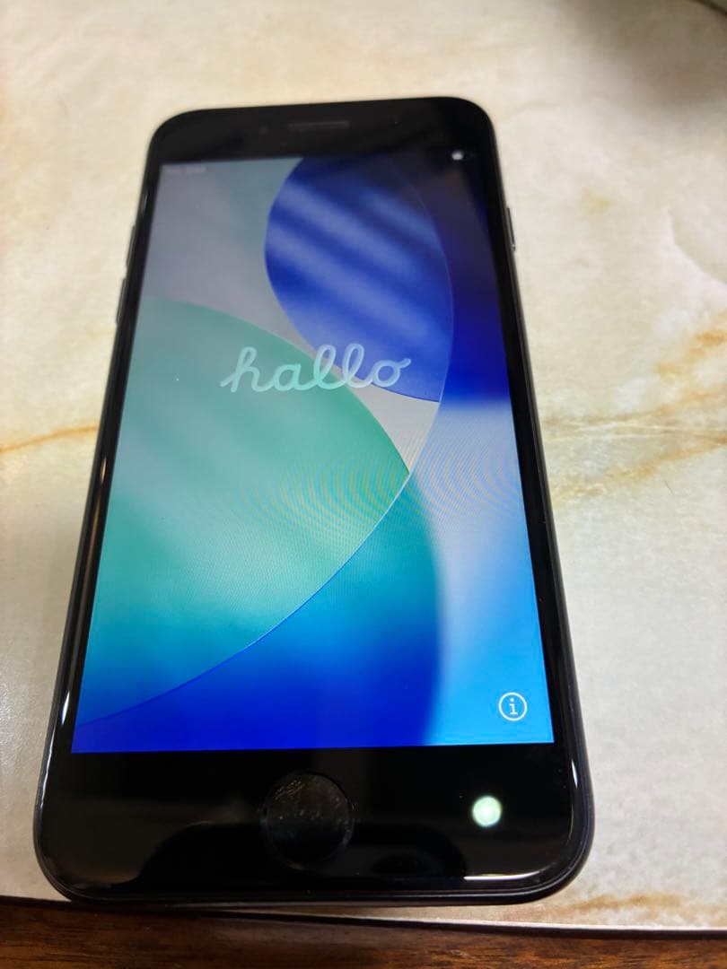 iphonese 第2世代 本体 128gb