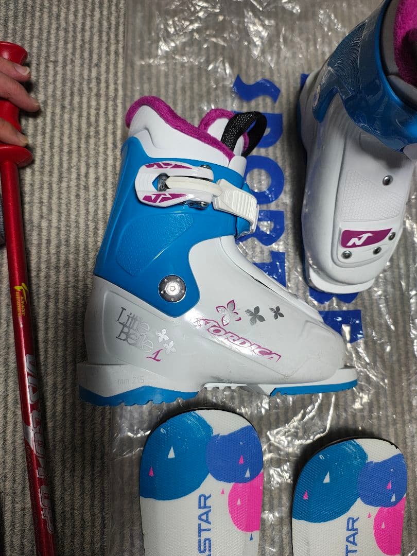 スキーセット（板DYNASTAR・ブーツNORDICA・ストックKIZAKI）