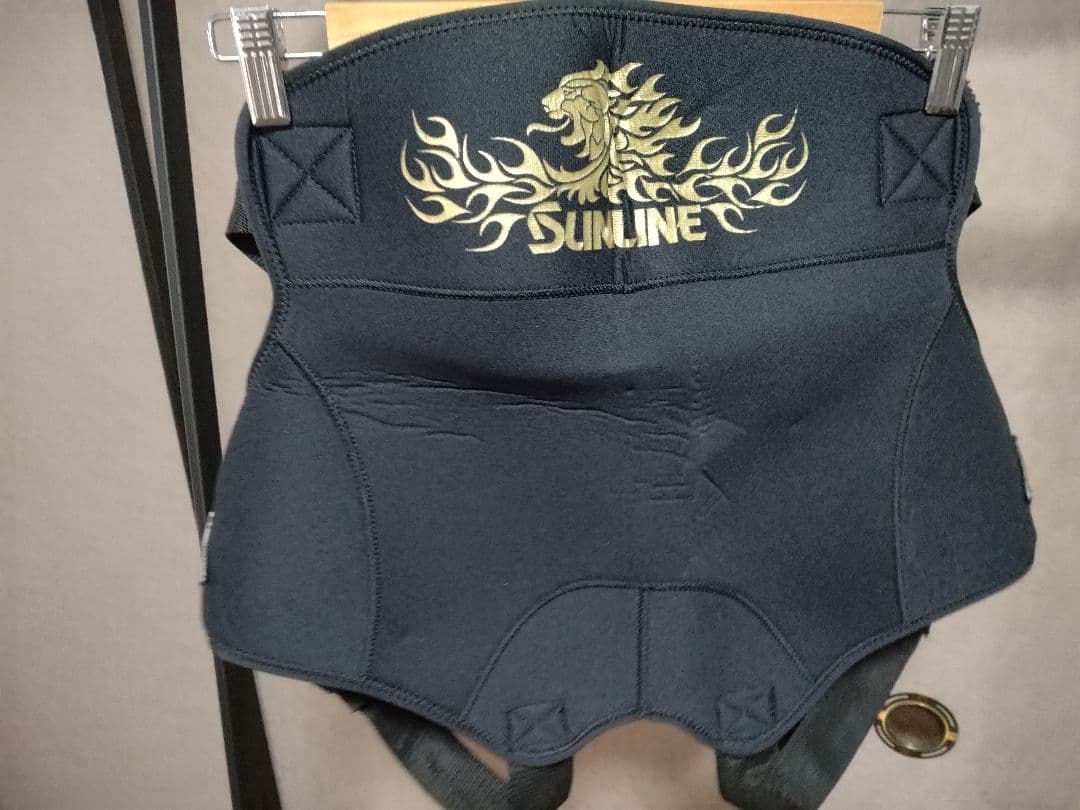 サンライン STW-1403 ステータス・ディアプレックスウォームアップスーツ