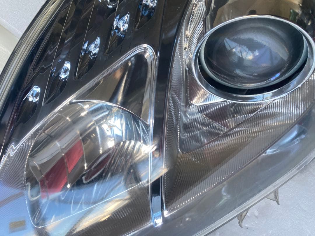 トヨタ プリウス 30系（ZVW30） 純正ヘッドライト 左右セット（ハロゲン）