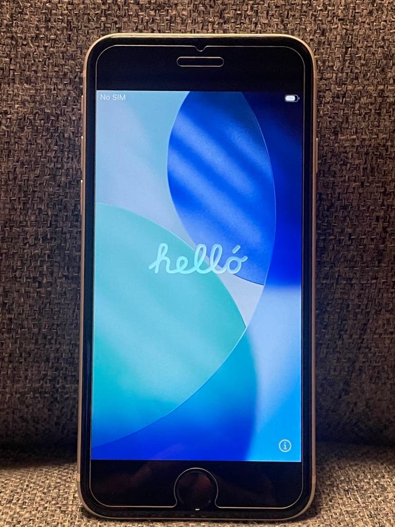 Apple iPhone SE２　ホワイト本体