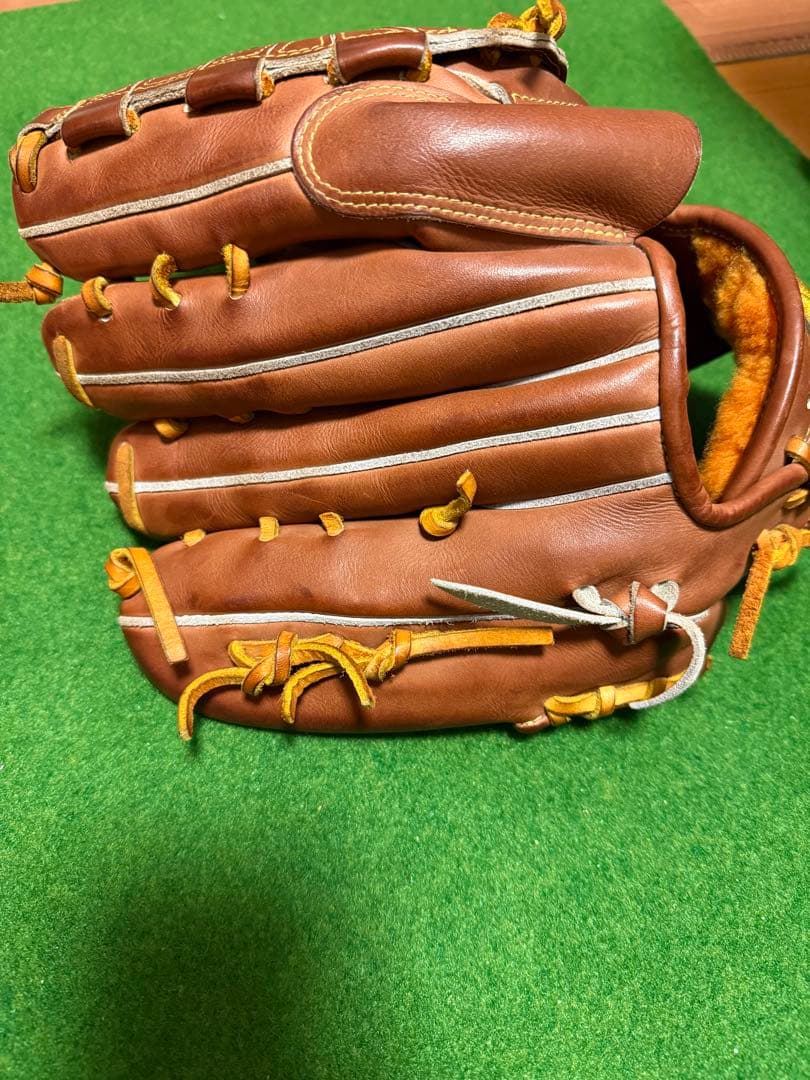 【超美品】ミズノプロ 硬式 投手用 オーダーグローブ 波賀ジャパン