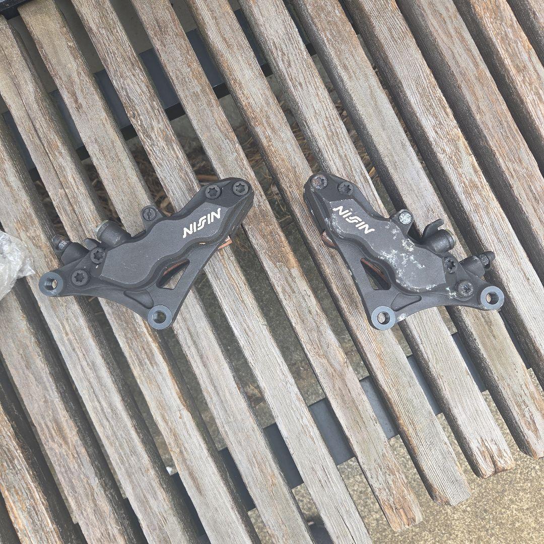 cb1300sc40用 純正6ポットキャリパー