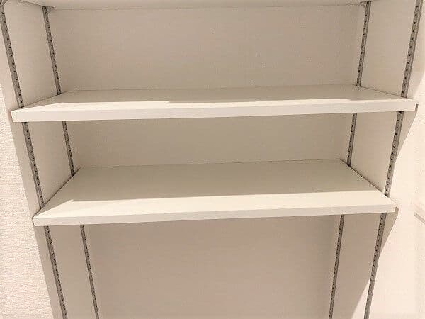 可動棚　レールと棚板ホワイトW〜900　D〜450 4段〜8段お届け取り付けも可