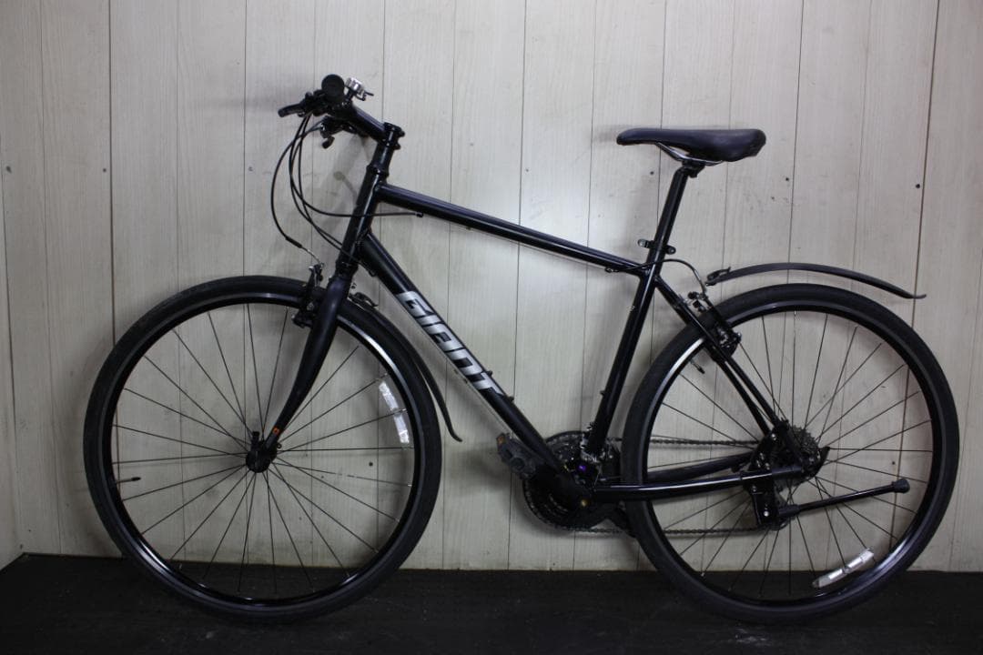 現行GIANT ESCAPE R 700C アルミ 24速 500mm 黒クロス