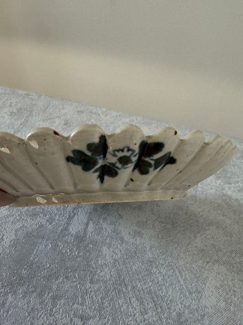 岡さつき　輪花皿