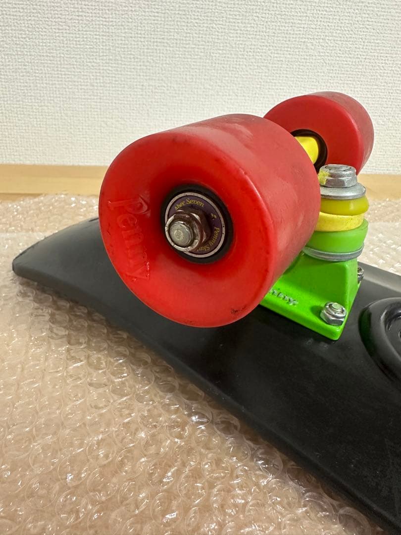 早い者勝ち ペニースケートボード ブラック ラスタカラー 27inch