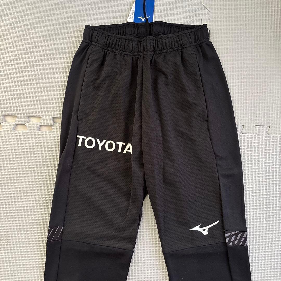 名古屋グランパス　トレーニングウェアセットアップ3点セット　タグ付き　新品