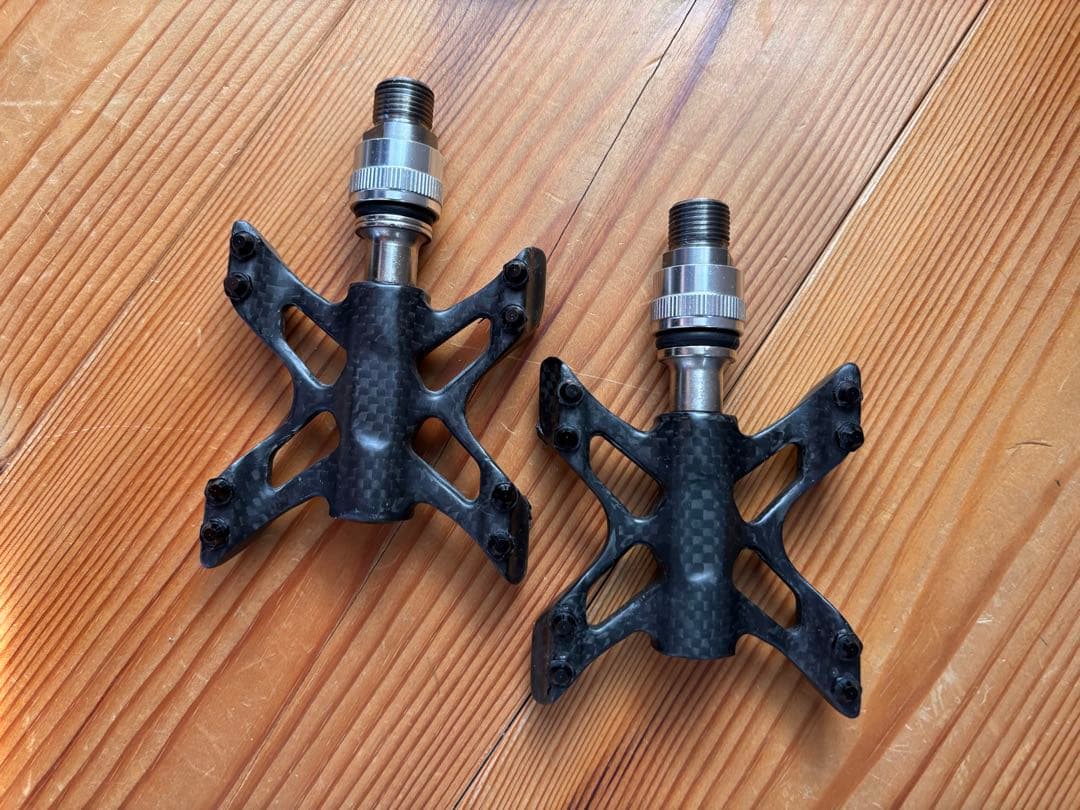 希少　三ヶ島ezy互換　カーボンペダル