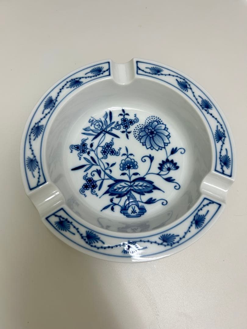 マイセン　ブルーオニオン　灰皿　直径約17㎝