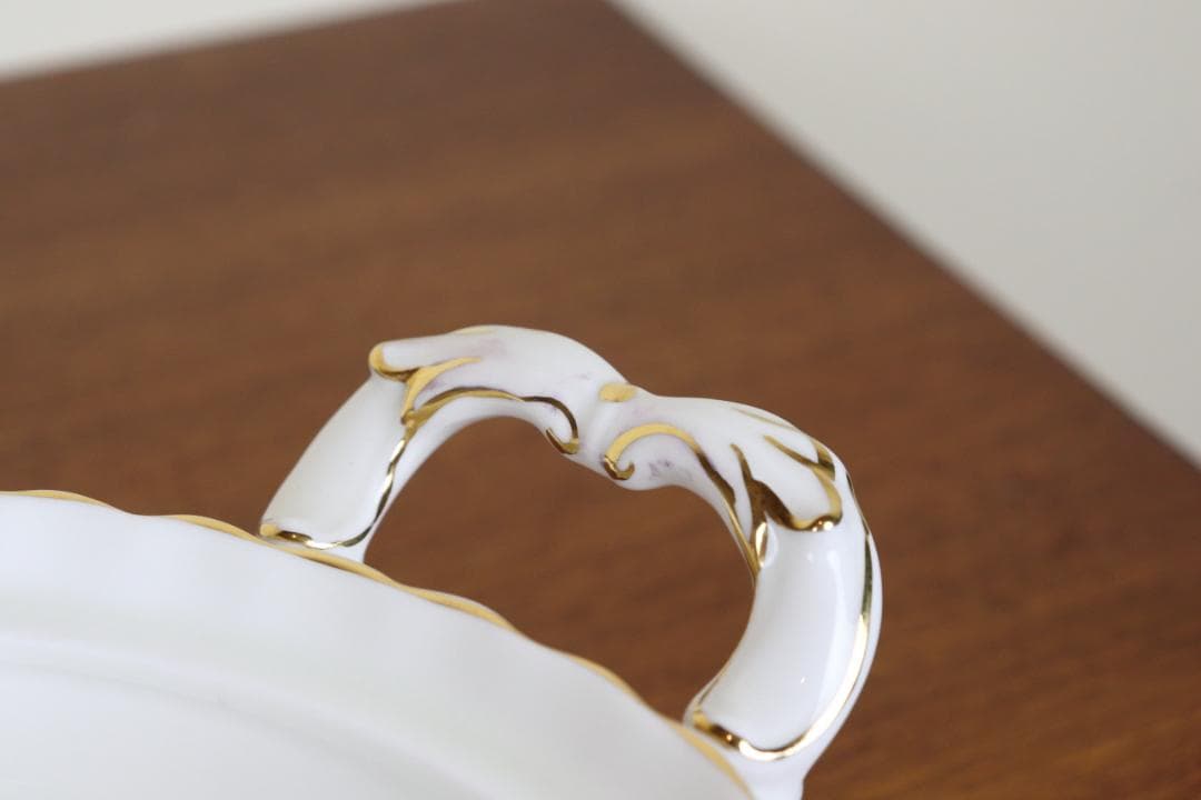 お値下げ　ロイヤルアルバート　スウィートバイオレット　チュリーン　蓋付ボウル