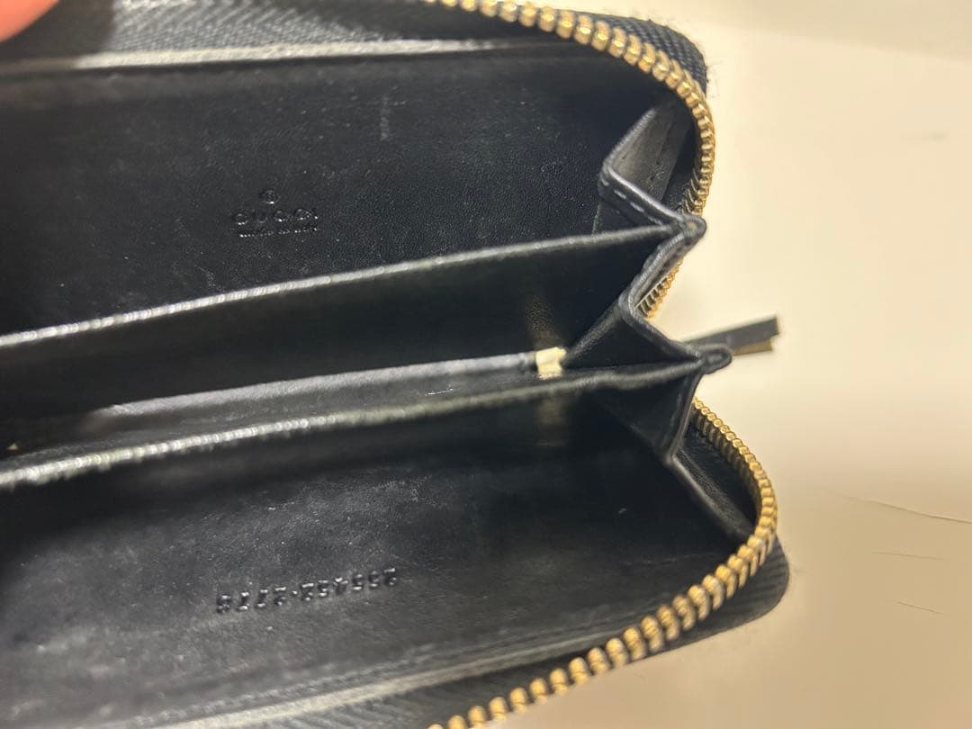 GUCCI ブラック GGパターン ケース