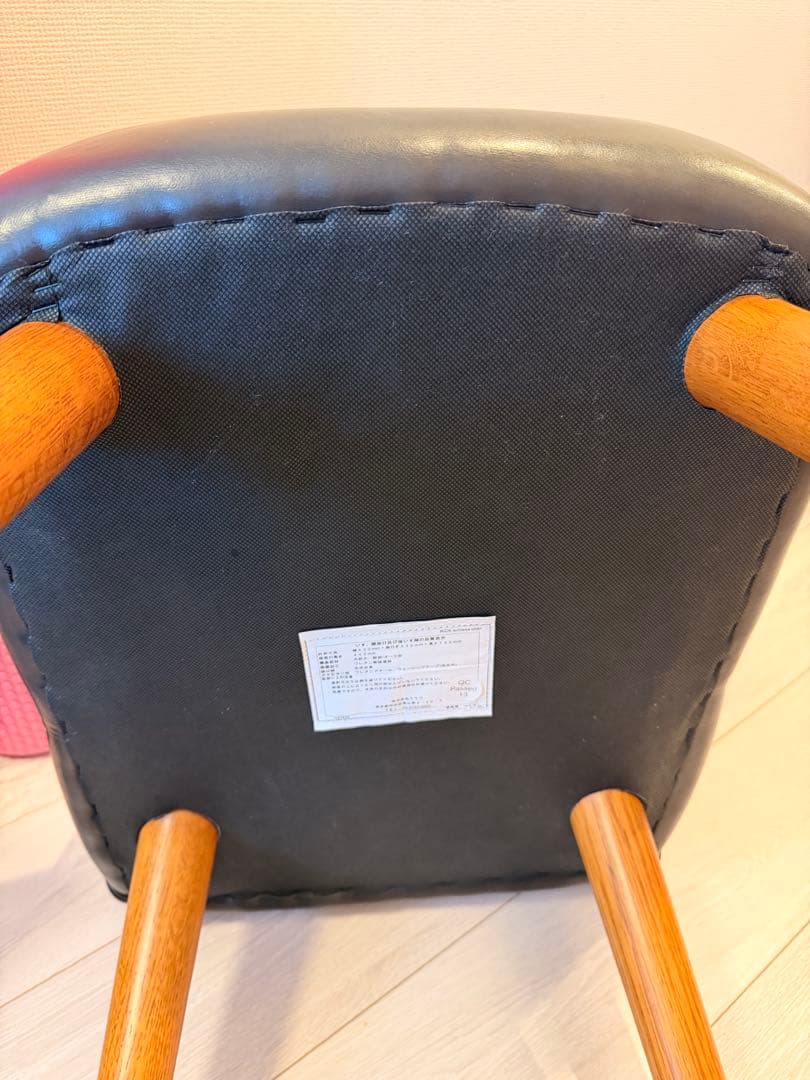 unico Rick アームレスチェアー