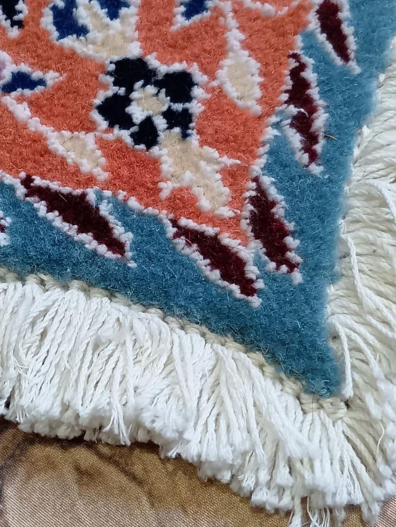 ペルシャ絨毯　ナイン　座布団　手織り　イラン　ハート(1)