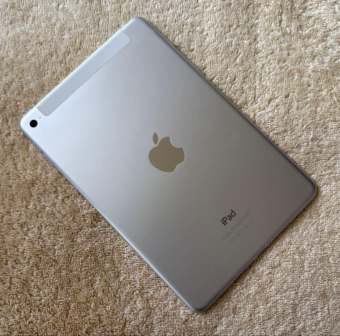 iPad mini 4 128GB Wi-Fi cellular シルバー