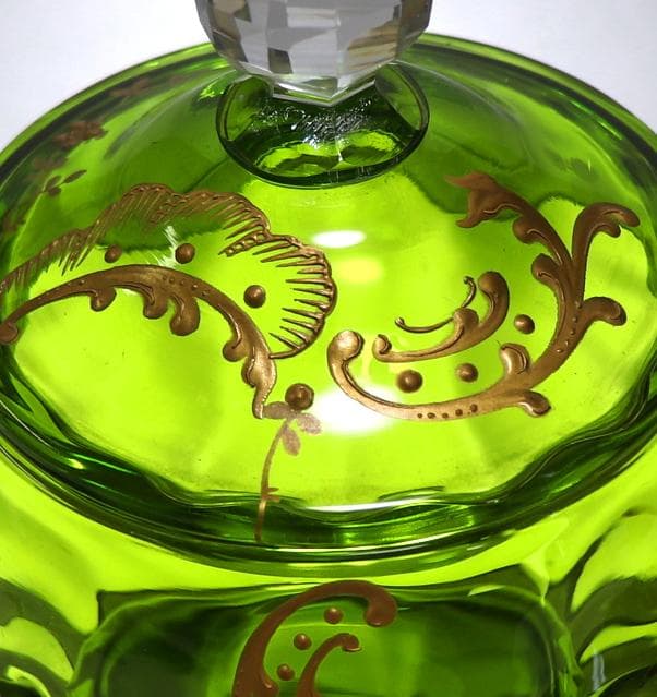 オールド・バカラ 激レア グリーン 金彩盛り上げ蓋物 春海商店 宝石箱 小物入れ