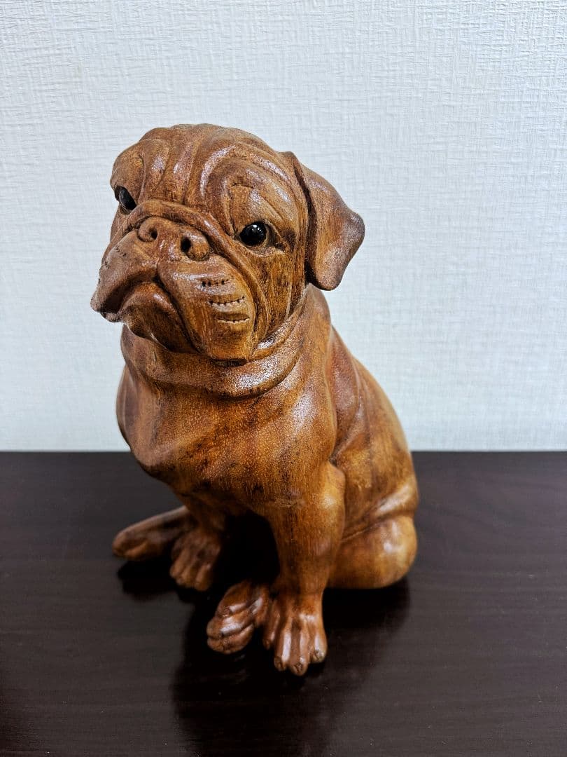 スワールウッド　天然無垢材　パグ　木彫り　手彫り　犬の置物　ハンドメイド　木製