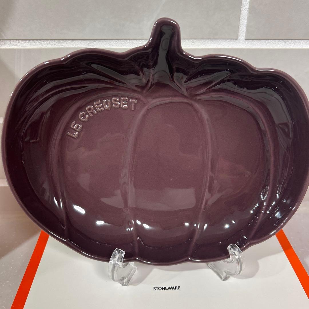 ルクルーゼ　パンプキン　Mサイズ　フィグ　ナツメグ　& スターレリーフ　セット