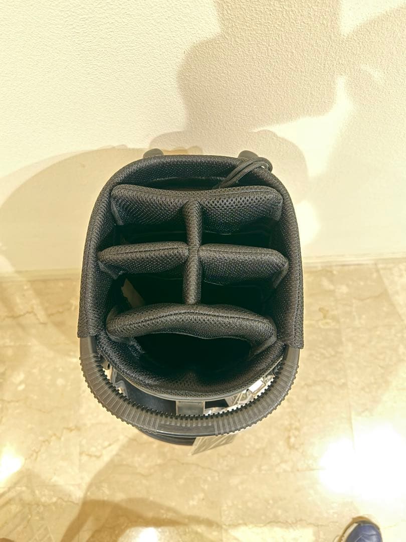 マーク&ロナ スタンド型キャディバック　 ホワイト 正規品　新品未使用　タグ付