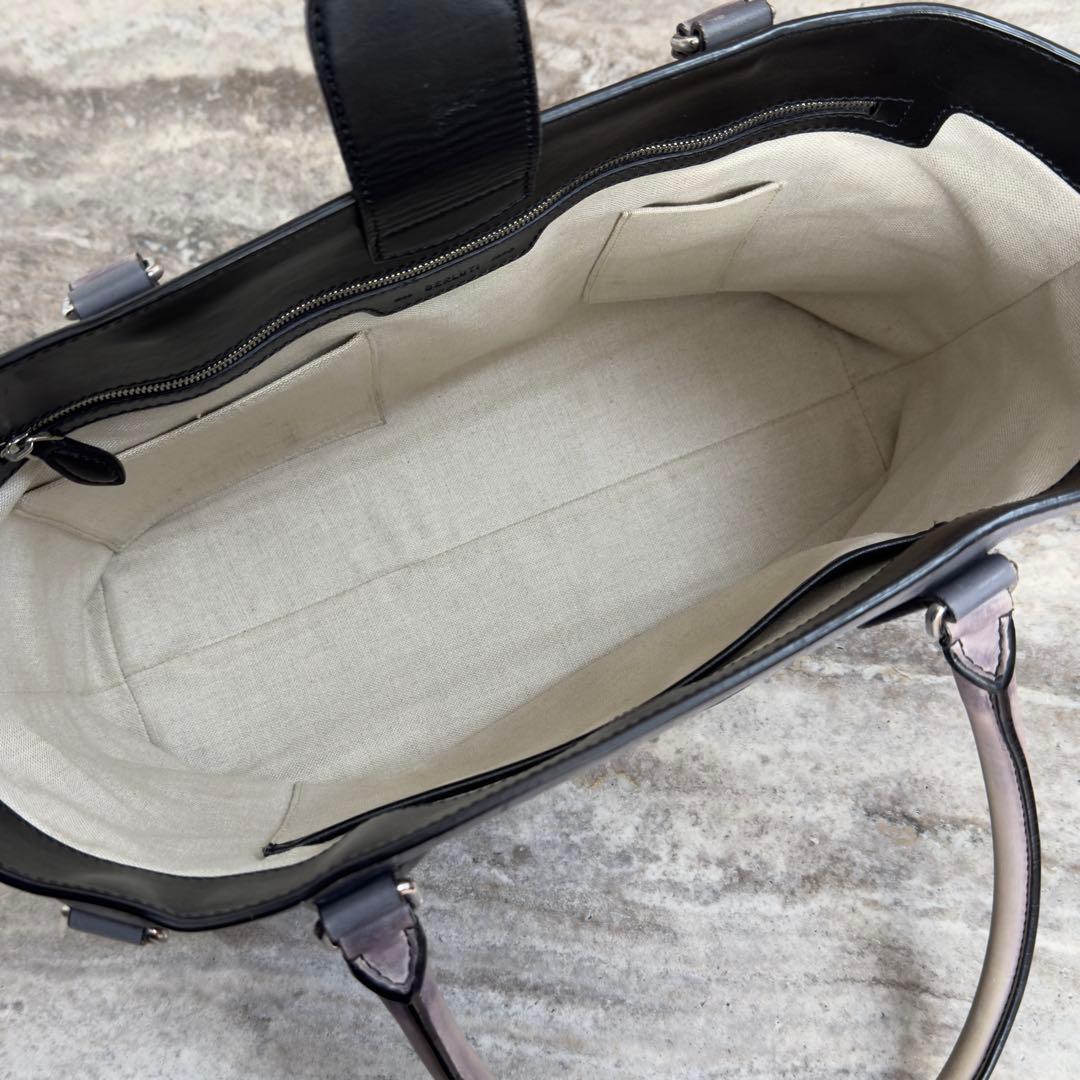 定価49.9万円 ベルルッティ トゥジュールミニ スクリットレザートートバッグ