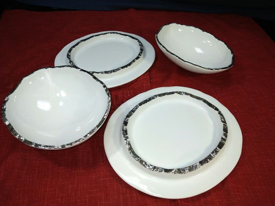 ♥高級レストラン・ホテル風・ディスプレ用⬛銀彩【蓋付きドーム型・デザイン３皿】