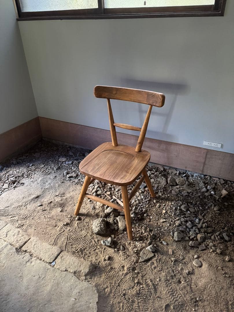 AIROS JAPAN ダイニングテーブル　椅子2脚セット