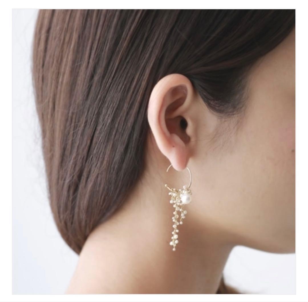 IDEE アスミビジュー　淡水パール　ピアス シロツメクサ ロングピアス