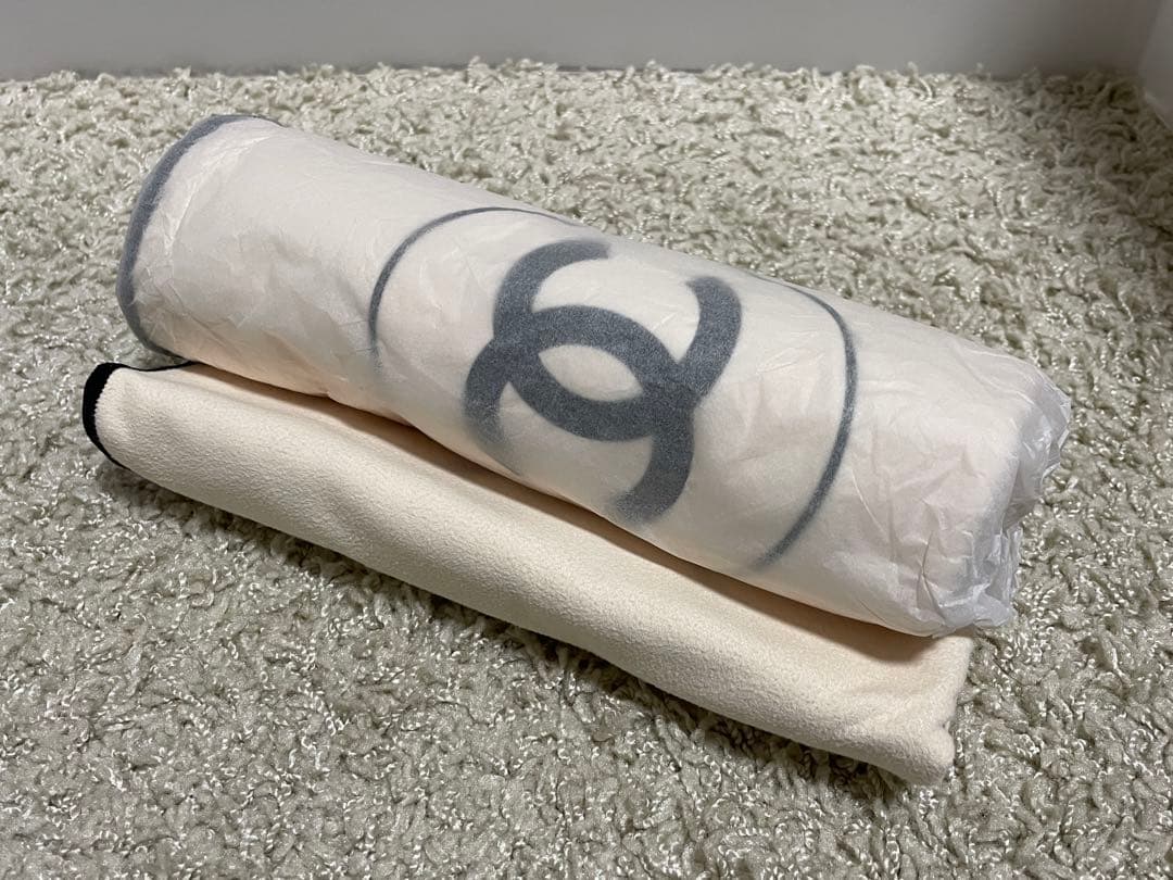 【未使用】CHANEL BEAUTE・ノベルティ・ブランケット