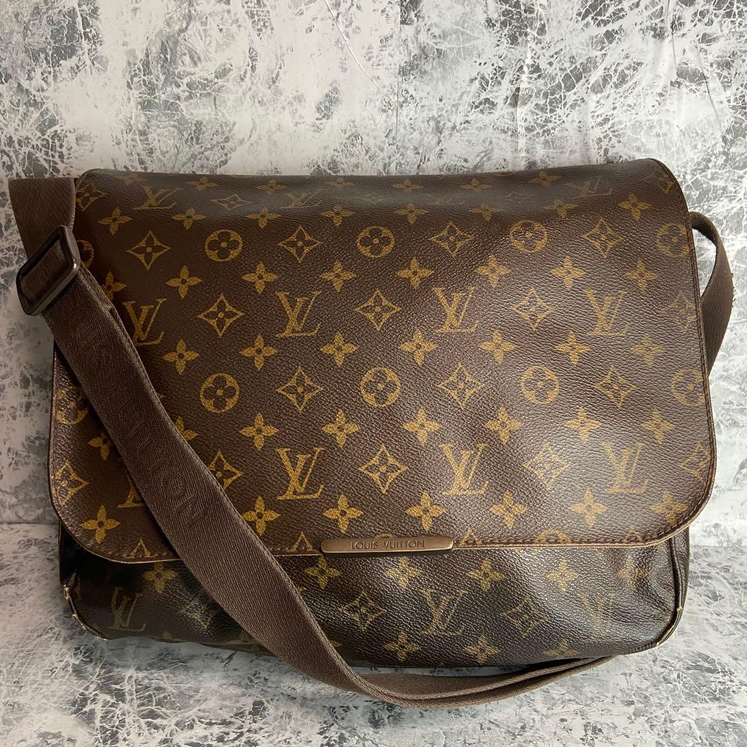 ✨LOUIS VUITTON✨　ルイヴィトン　ショルダーバッグ　メッセンジャー