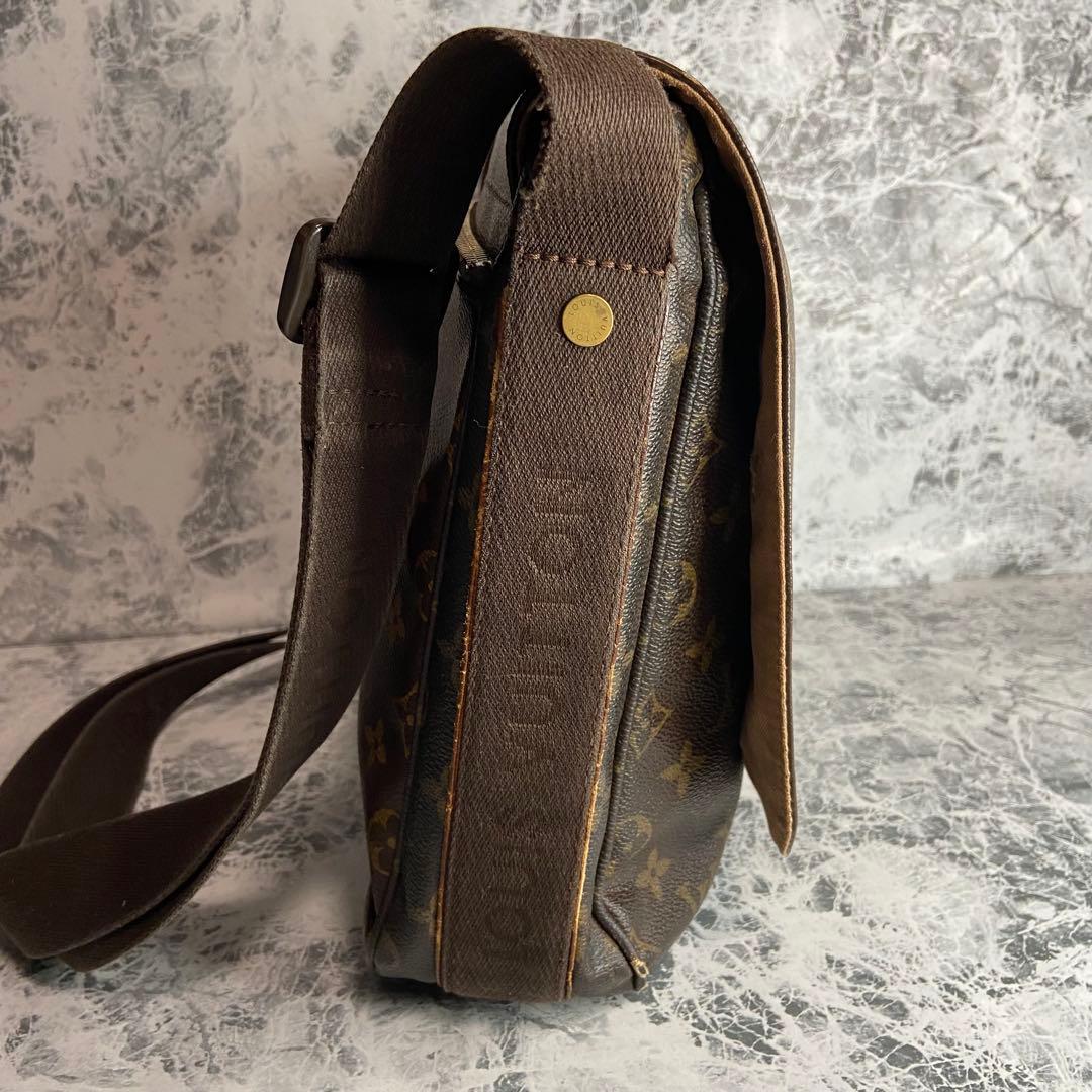 ✨LOUIS VUITTON✨　ルイヴィトン　ショルダーバッグ　メッセンジャー