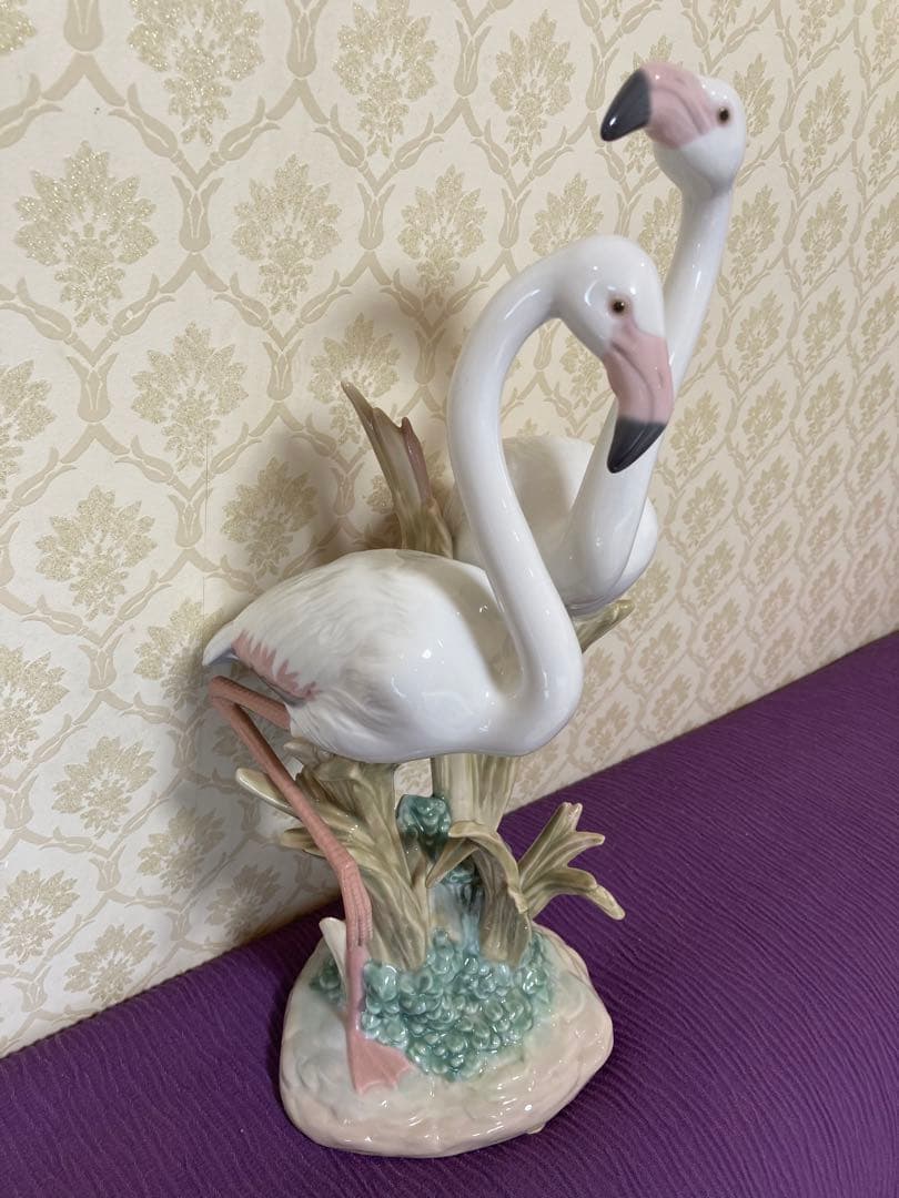 リアドロ 求愛するツル