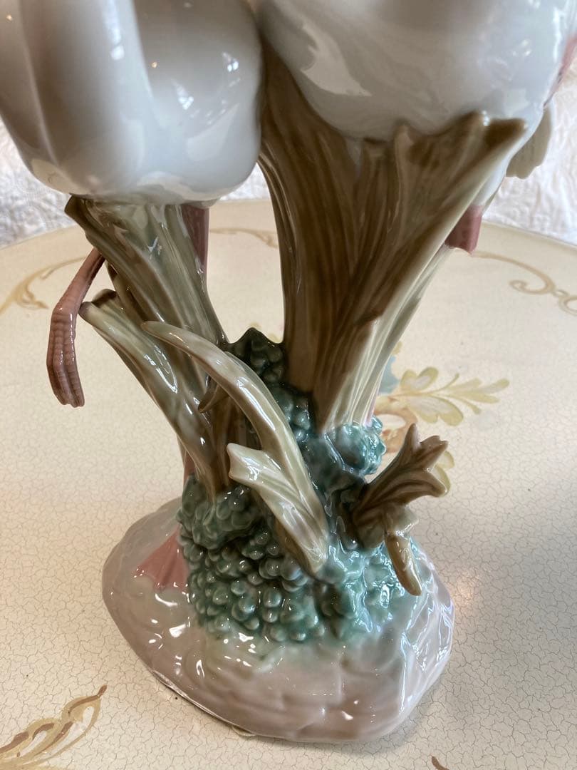 リアドロ 求愛するツル