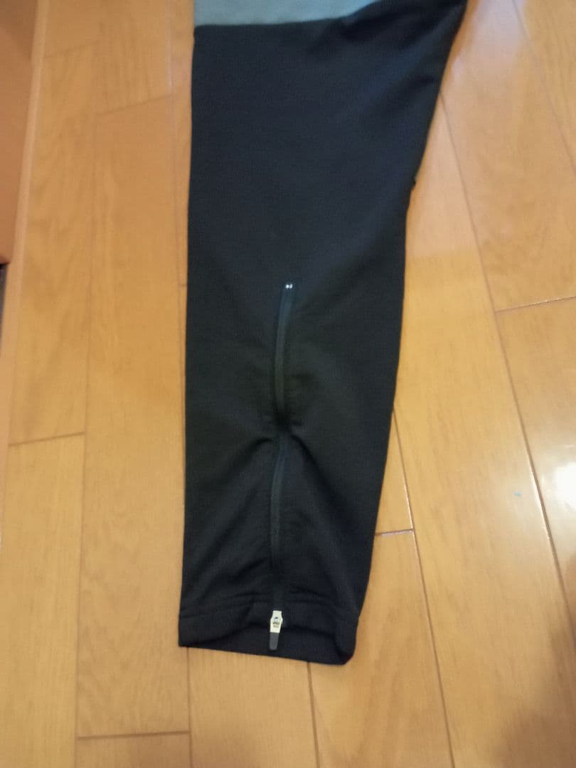 ルースイソンブラ　ナビゲーターサーモライトパンツ　メンズМ　美品