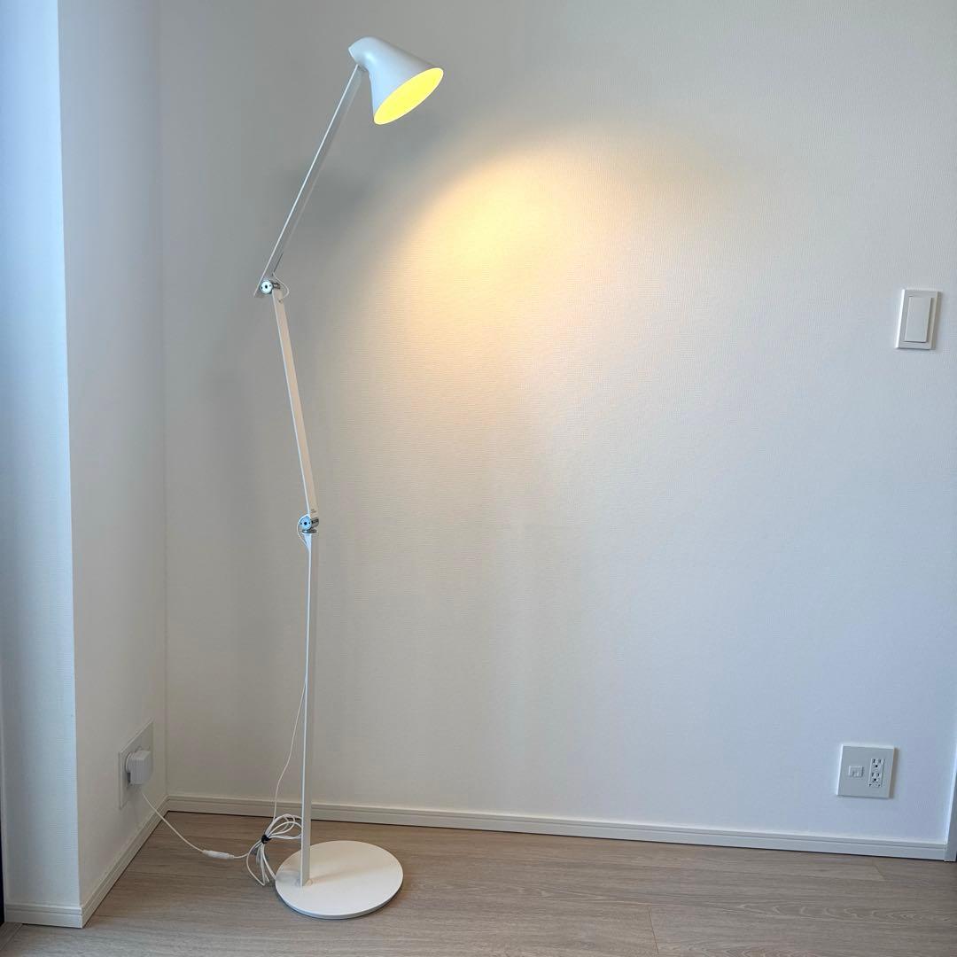 ルイスポールセン NJP フロア