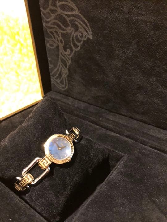 美品！　ベルサーチ　VERSACE　腕時計　ブレスレット