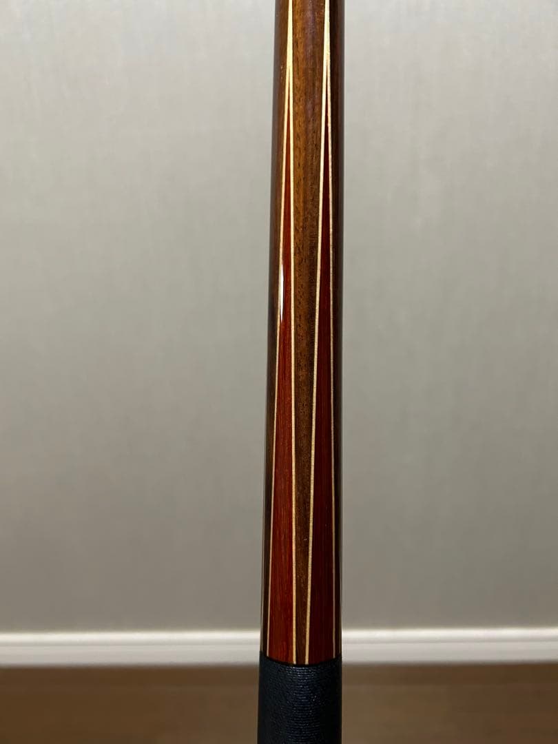 アダムキュー　ビリヤード