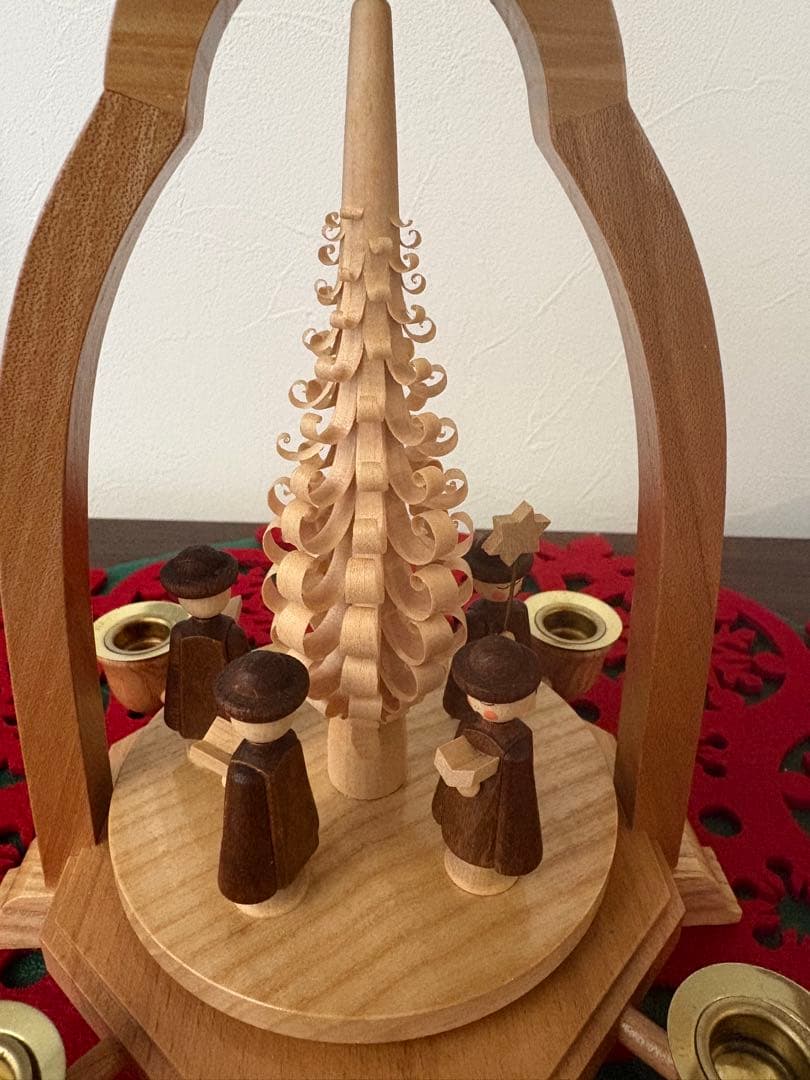 ドイツ　木製　クリスマスピラミッド