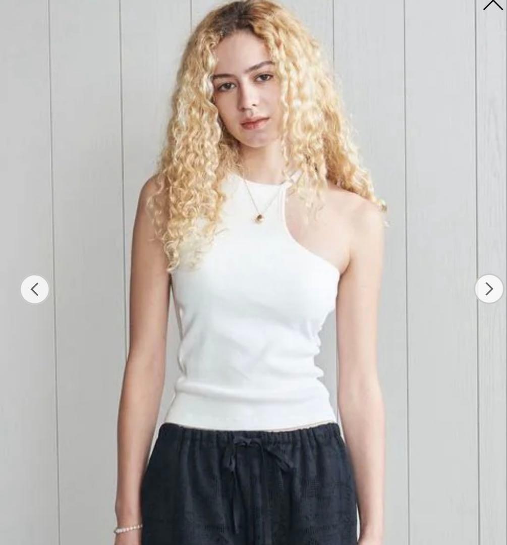 mik　金子綾さん着用　Hbeauty&youth タンクトップ　2枚