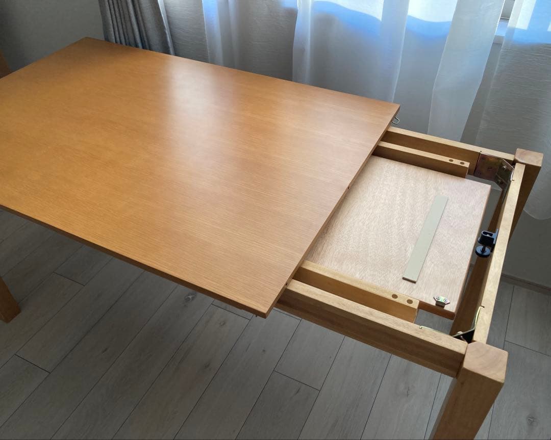 【〜9/10まで限定販売】伸長式天然木ダイニングテーブル