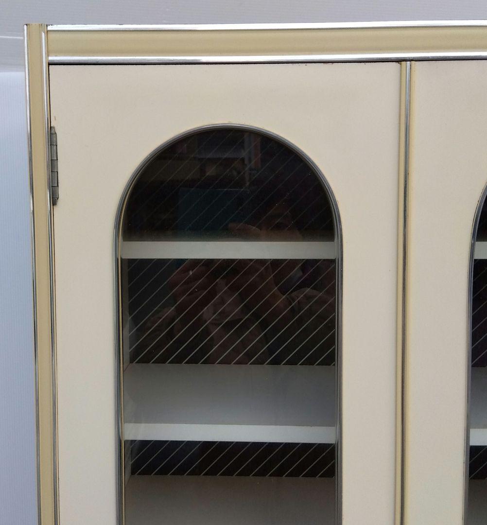 レトロポップ　食器棚　アーチ型　飾り棚