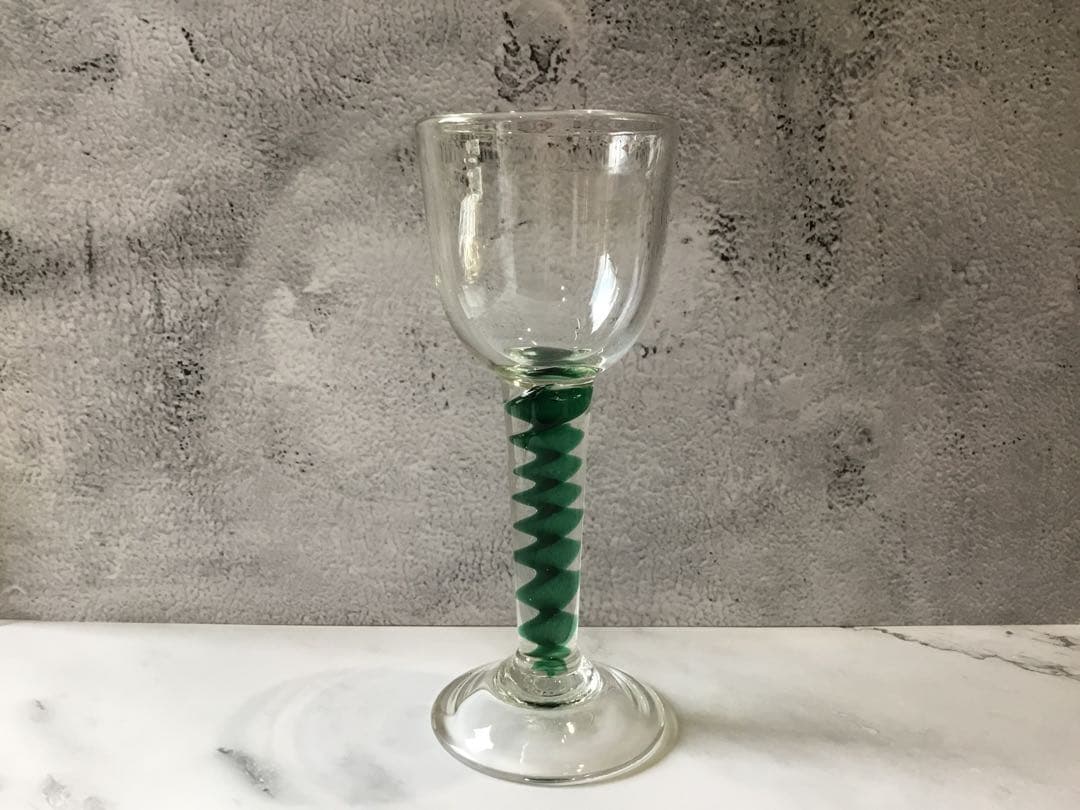 舩木倭帆（ふなきしずほ）作　ツイストガラスワイングラス