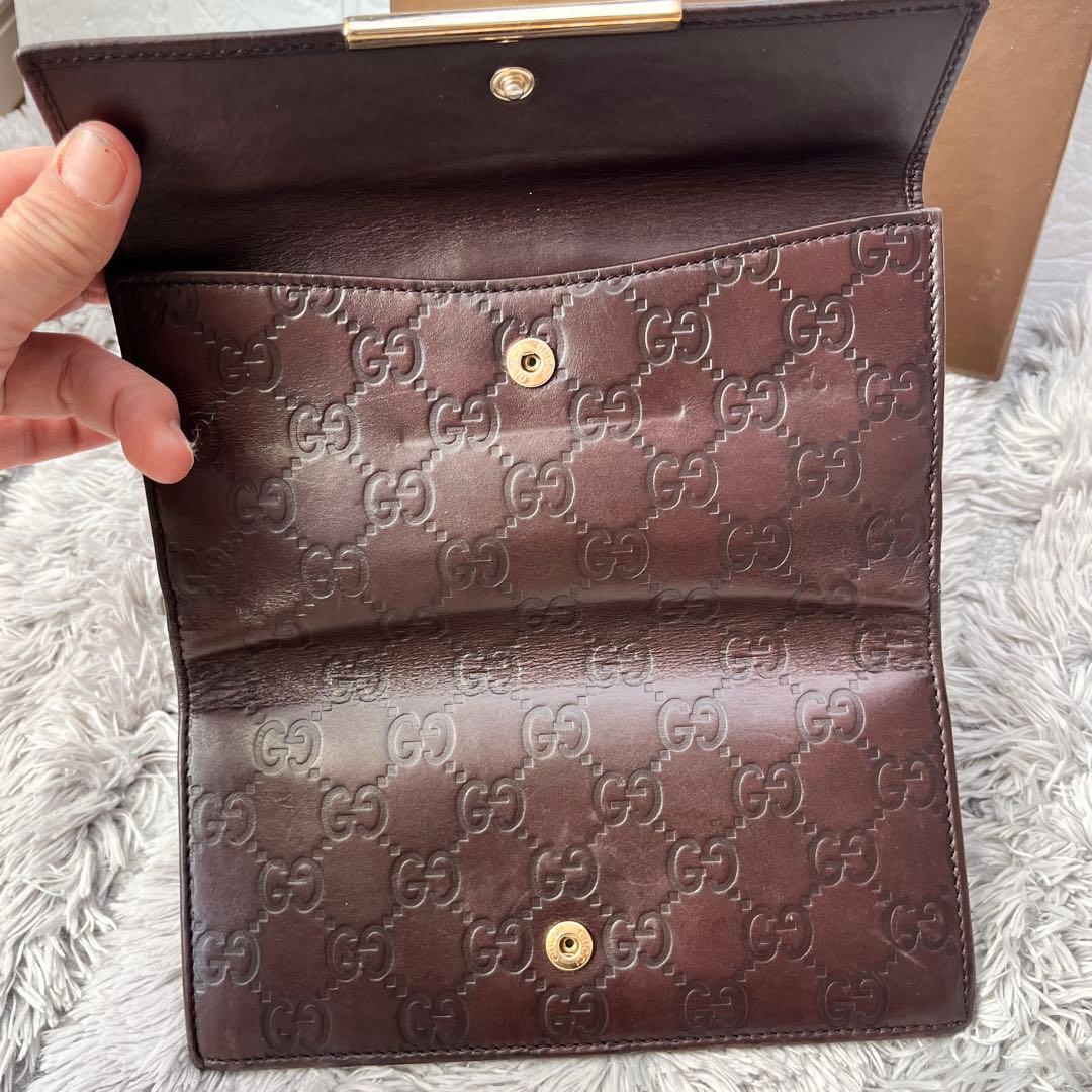 良品✨GUCCI シマ　長財布　ダークブラウン　ロゴプレート　Wホック
